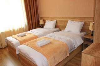 Отель Sunshine Kazbegi Степанцминда Двухместный номер с 2 отдельными кроватями-2